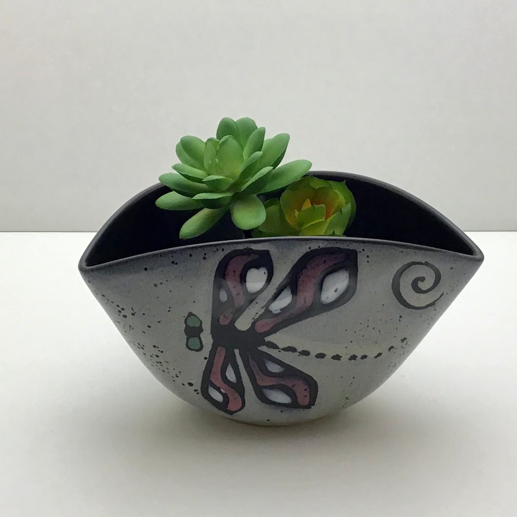 What Cheer: Dragonfly Flower Bowl