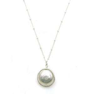 Philippa Roberts: Grace Open Circle Necklace Silver/Pearl