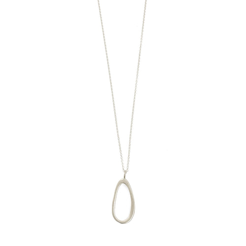 Philippa Roberts: Small Oval Necklace Silver